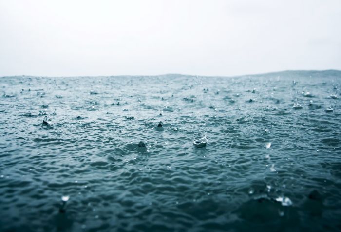 Картинка непогода, дождь, ливень в море