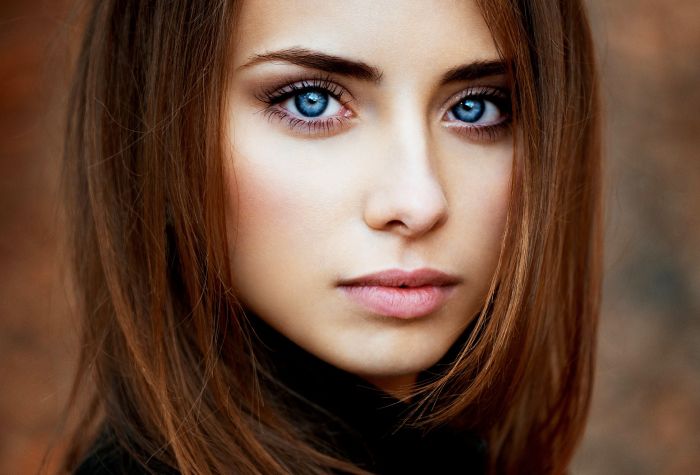 Картинка лицо девушки с голубыми глазами