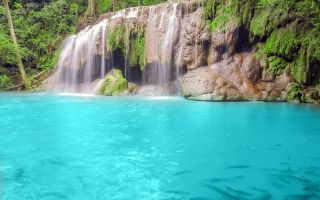 лето, водопад, голубая прозрачная вода